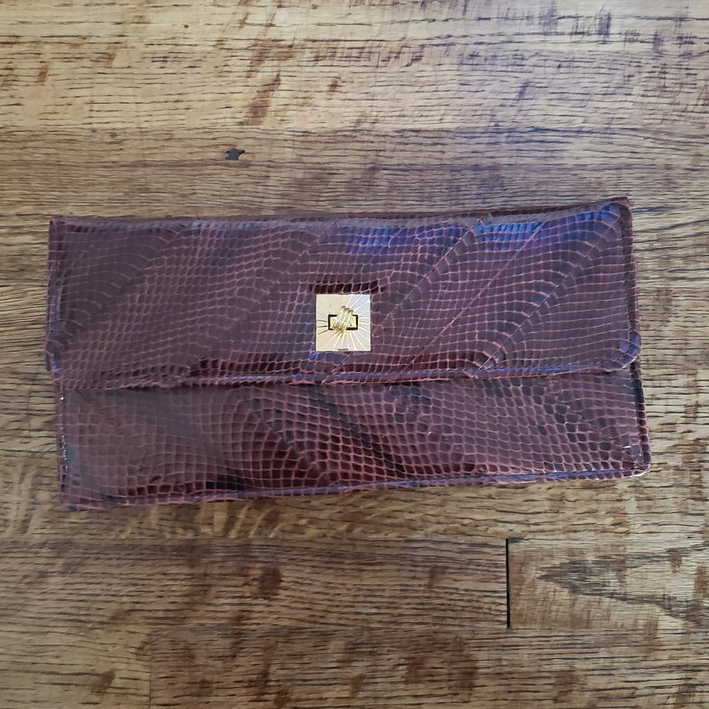 Unbranded Clutch